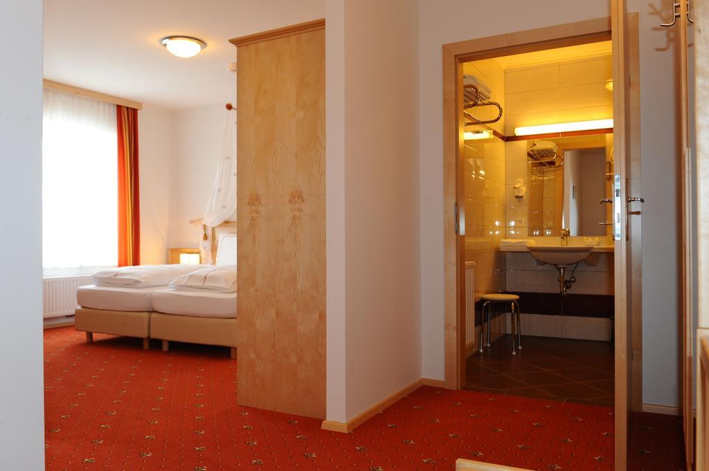 Hotel-Gasthof-Fleischerei - Zur Alten Post Schwanberg Exteriér fotografie