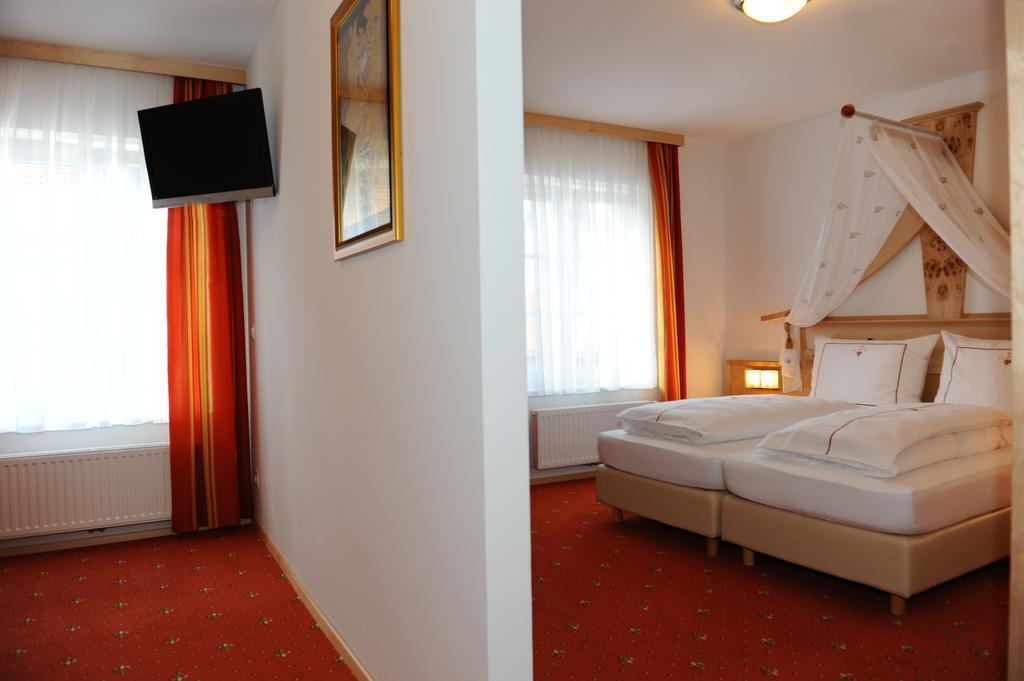 Hotel-Gasthof-Fleischerei - Zur Alten Post Schwanberg Exteriér fotografie