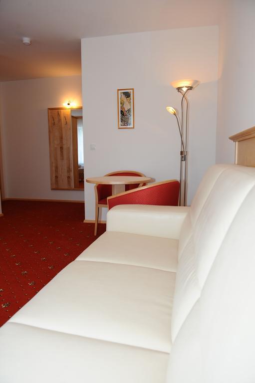 Hotel-Gasthof-Fleischerei - Zur Alten Post Schwanberg Exteriér fotografie